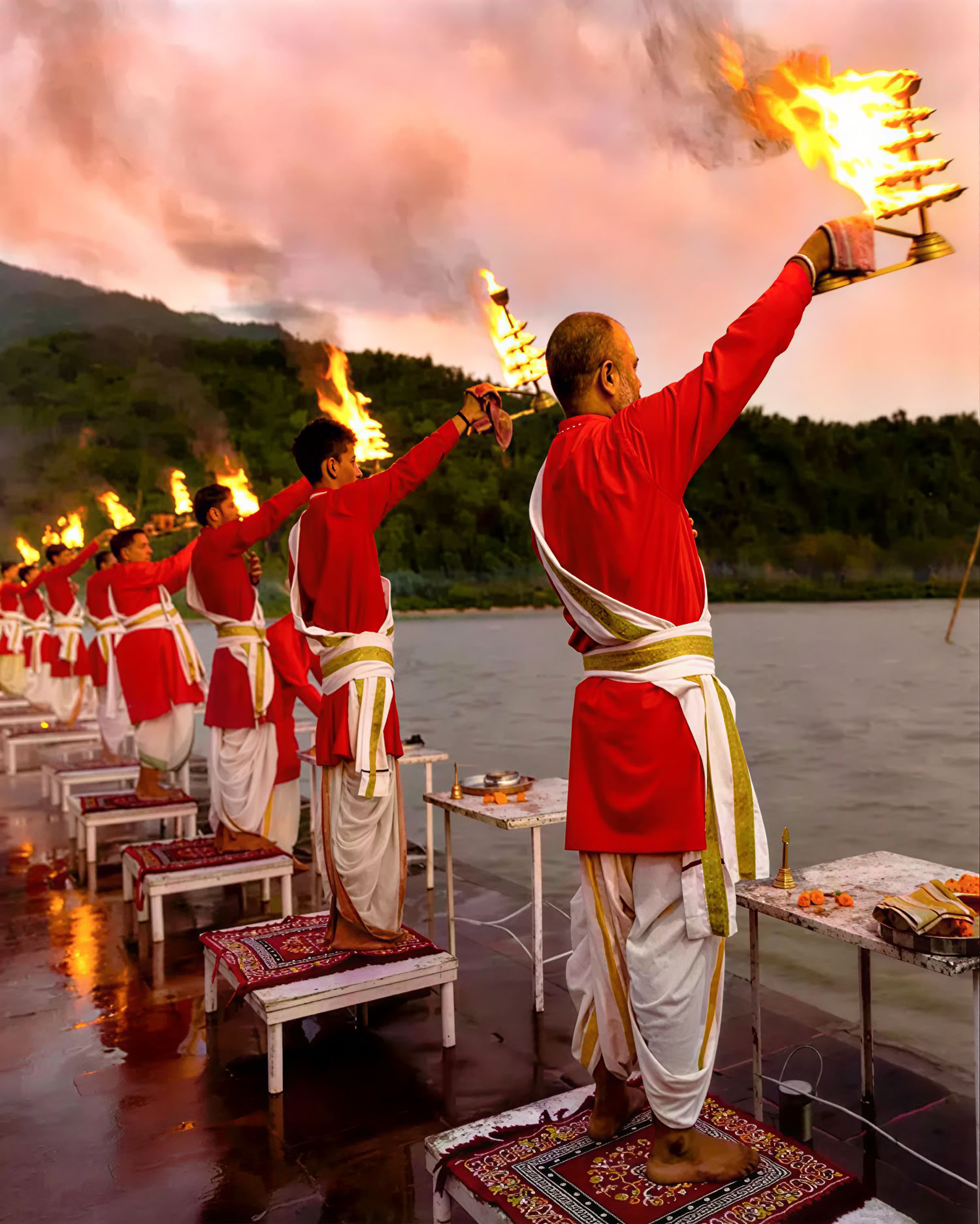 Formation de professeur de yoga de 100 heures à Rishikesh