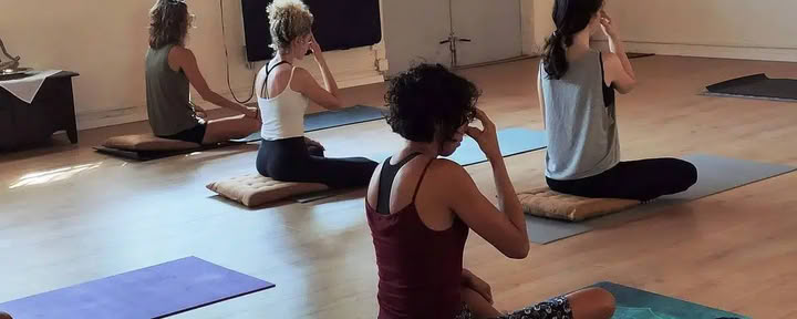 Formation de professeur de yoga de 200 heures à Rishikesh