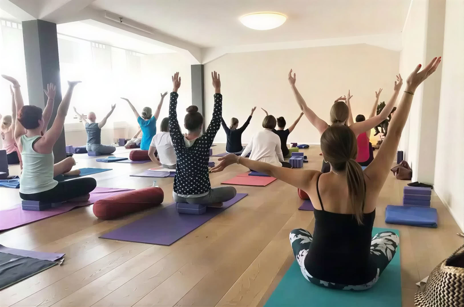 100 heures de formation de professeur de yoga multi-style à Rishikesh
