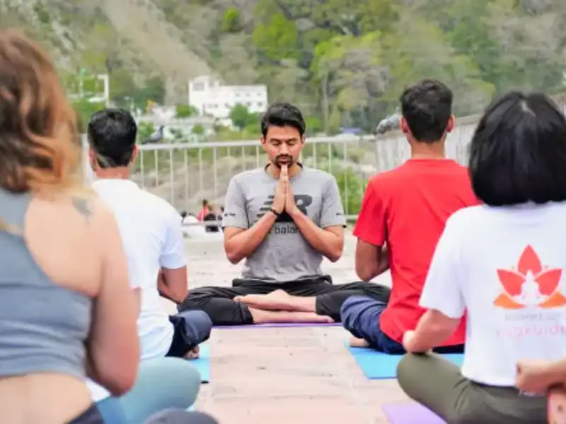 Formation de professeur de yoga Hatha 300 heures