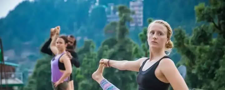 Formation de professeur de yoga Hatha 300 heures