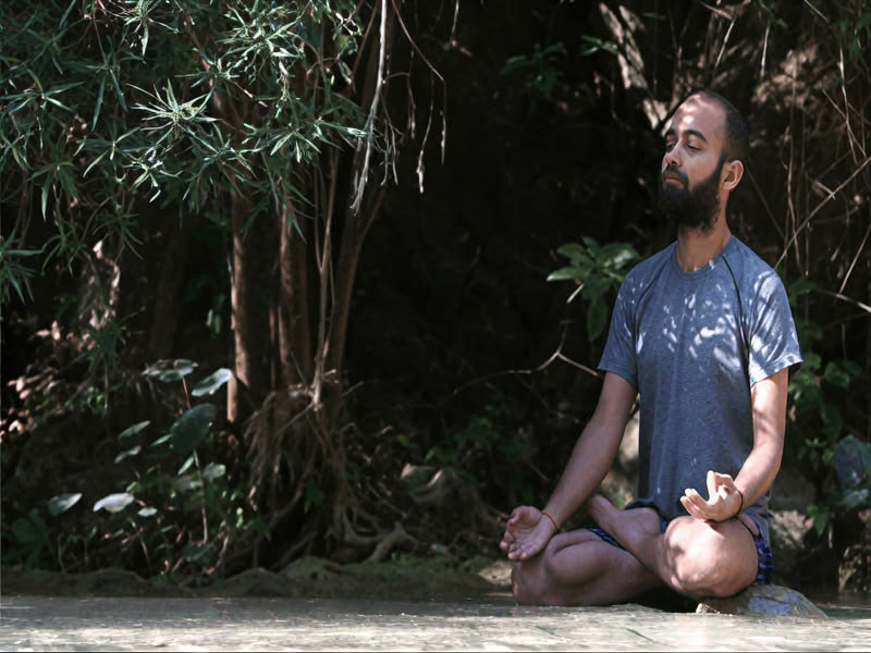 Formation de professeur de yoga de 200 heures au Portugal