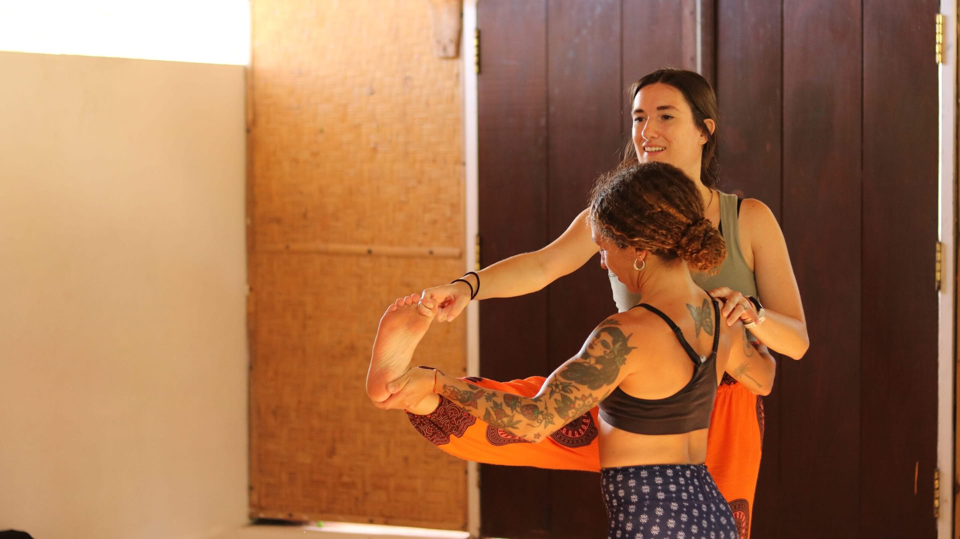 Formation de professeur de yoga de 200 heures Vancouver Canada