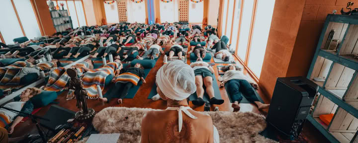 Formation de professeur de Kundalini Yoga de 200 heures