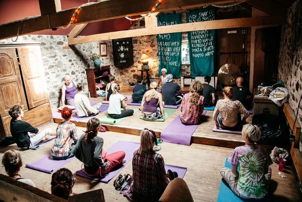 La joie de la lumière - Retraite de yoga Kundalini du solstice d'été