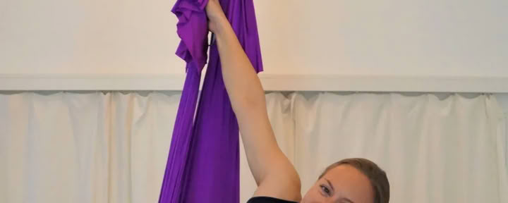 Fly & Stay: Retraite de yoga aérien à Vienne