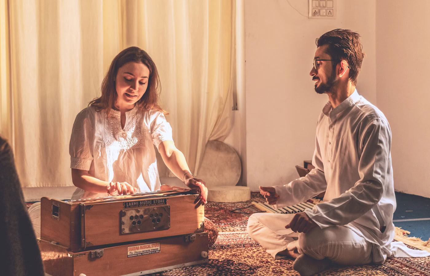Cours de chant de kirtan et de mantra