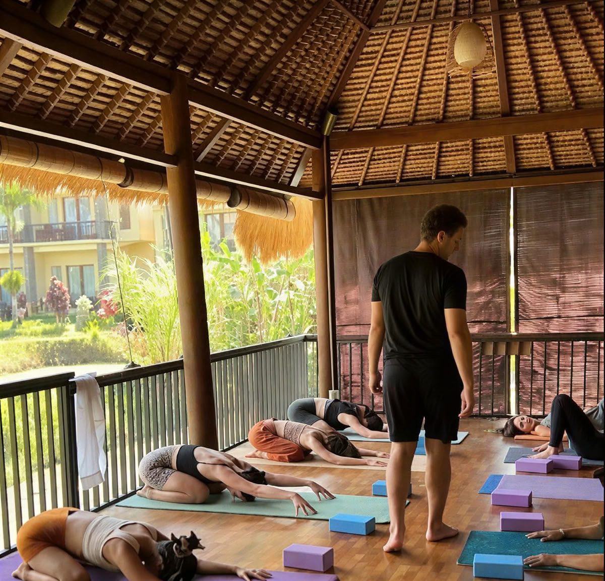 RYT200 Formation de professeur de yoga