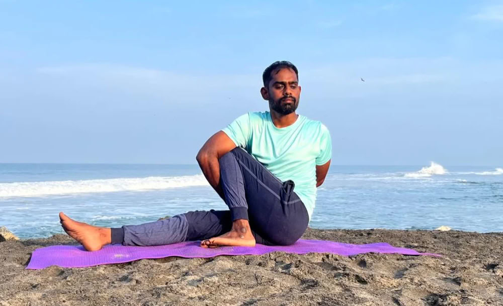 Cours de formation de professeur de yoga de 200 heures (TTC)