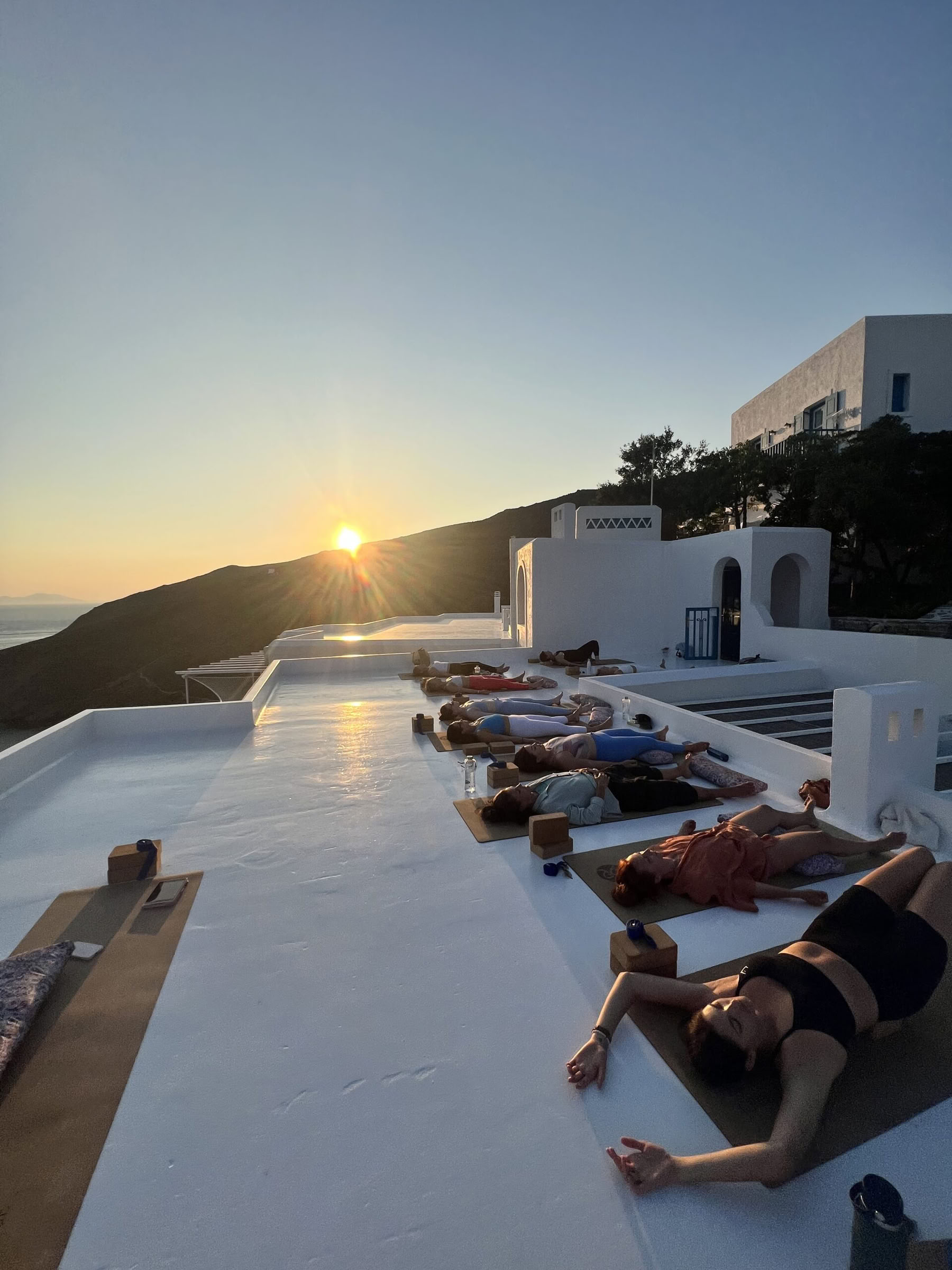L'Art de Recevoir : Pleine Lune en Verseau à Amorgos