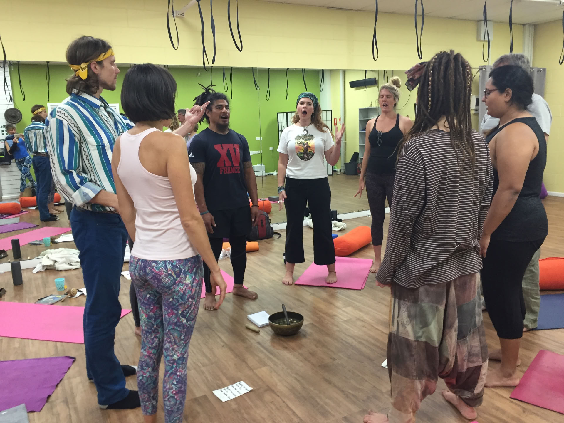 Formation de Professeurs de Yoga – Dini Martinez