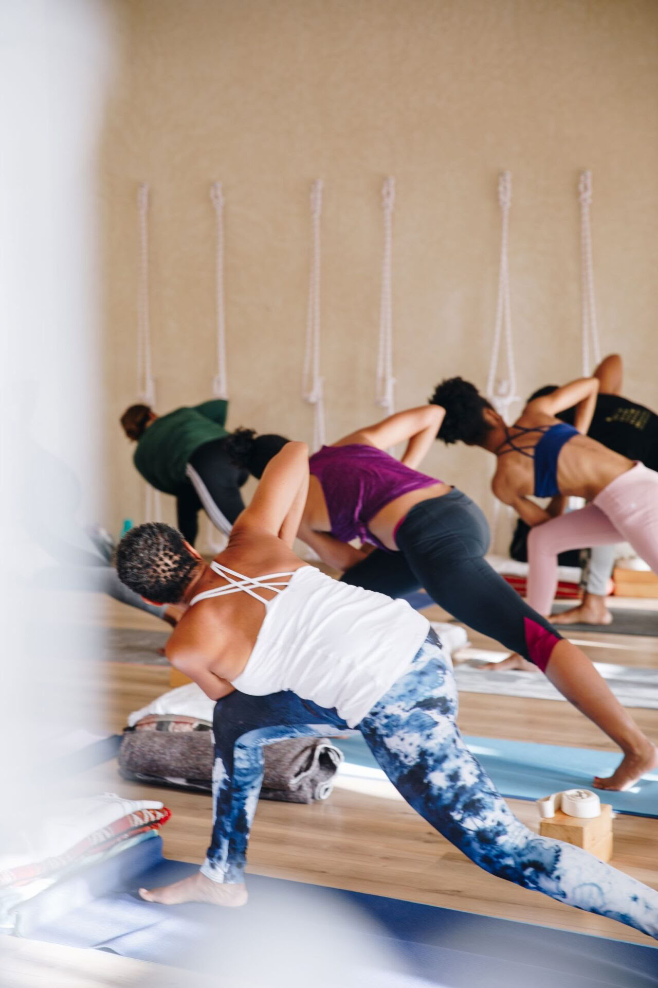 Formation de Professeurs de Yoga Sagesse de l'Utérus