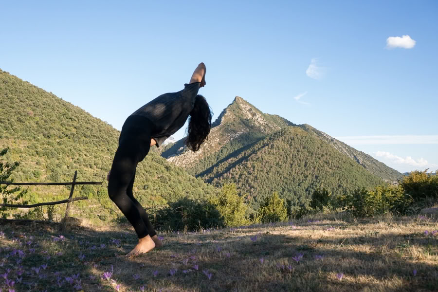 Dancing nature: Mouvement, Yoga, Art & Randonnée retraite