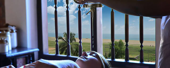 Programme ayurvédique Panchakarma de 14 nuits au Manaltheeram Ayurveda Beach Village, Kovalam