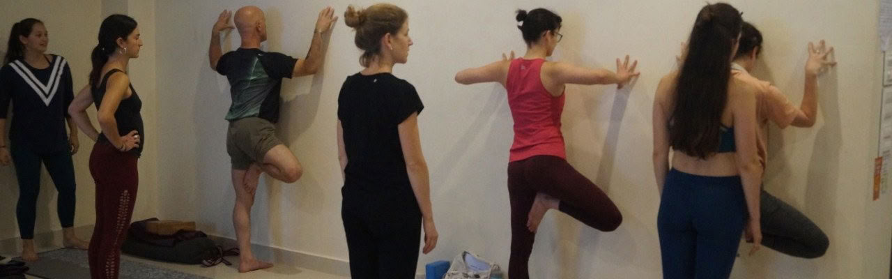 Formation de professeur de yoga de 200 heures à Dharamsala