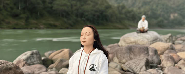 Formation de professeur de Kundalini Yoga de 100 heures à Rishikesh