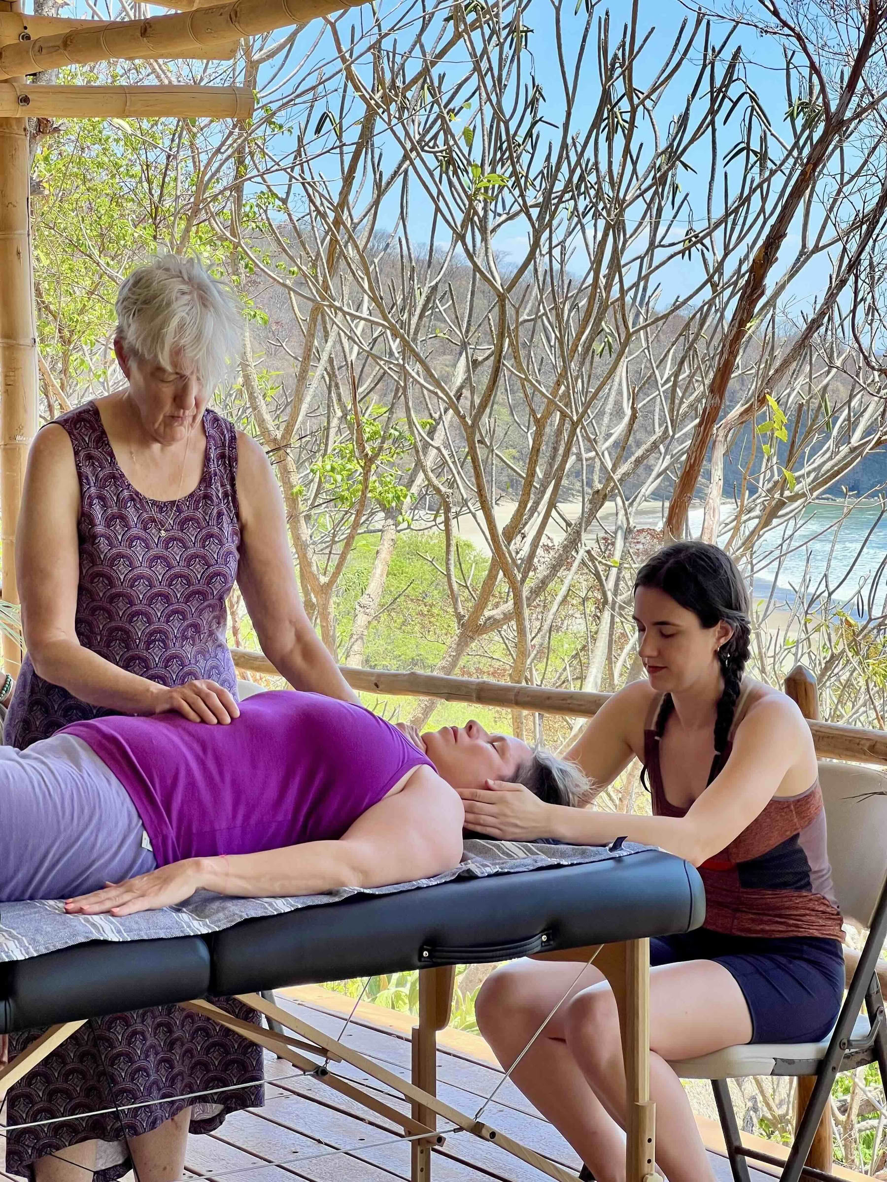 Retraite de Reiki Usui et de Yoga — Mother of Pearl Healing Center