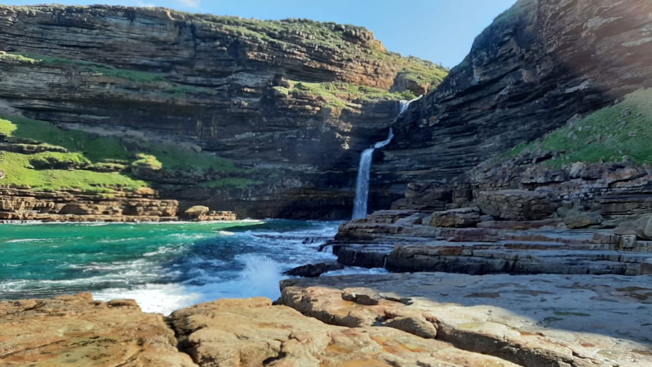 Randonnées et visites aux cascades