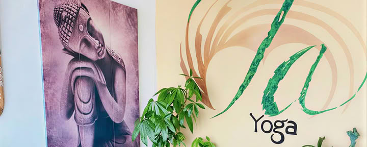 Yoga de guérison par bain sonore pour tous les niveaux