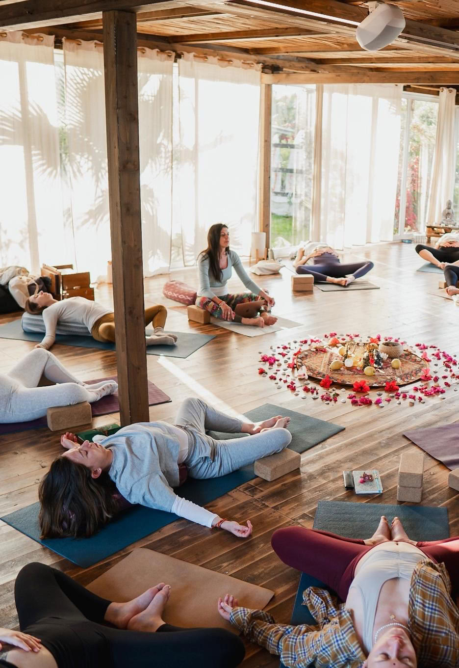 Floripa Summer Play : Yoga, Acro & Inversions