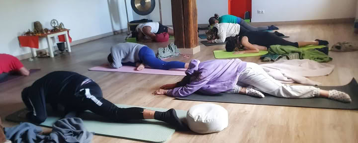 Retraite de yoga et de méditation du Nouvel An en Espagne