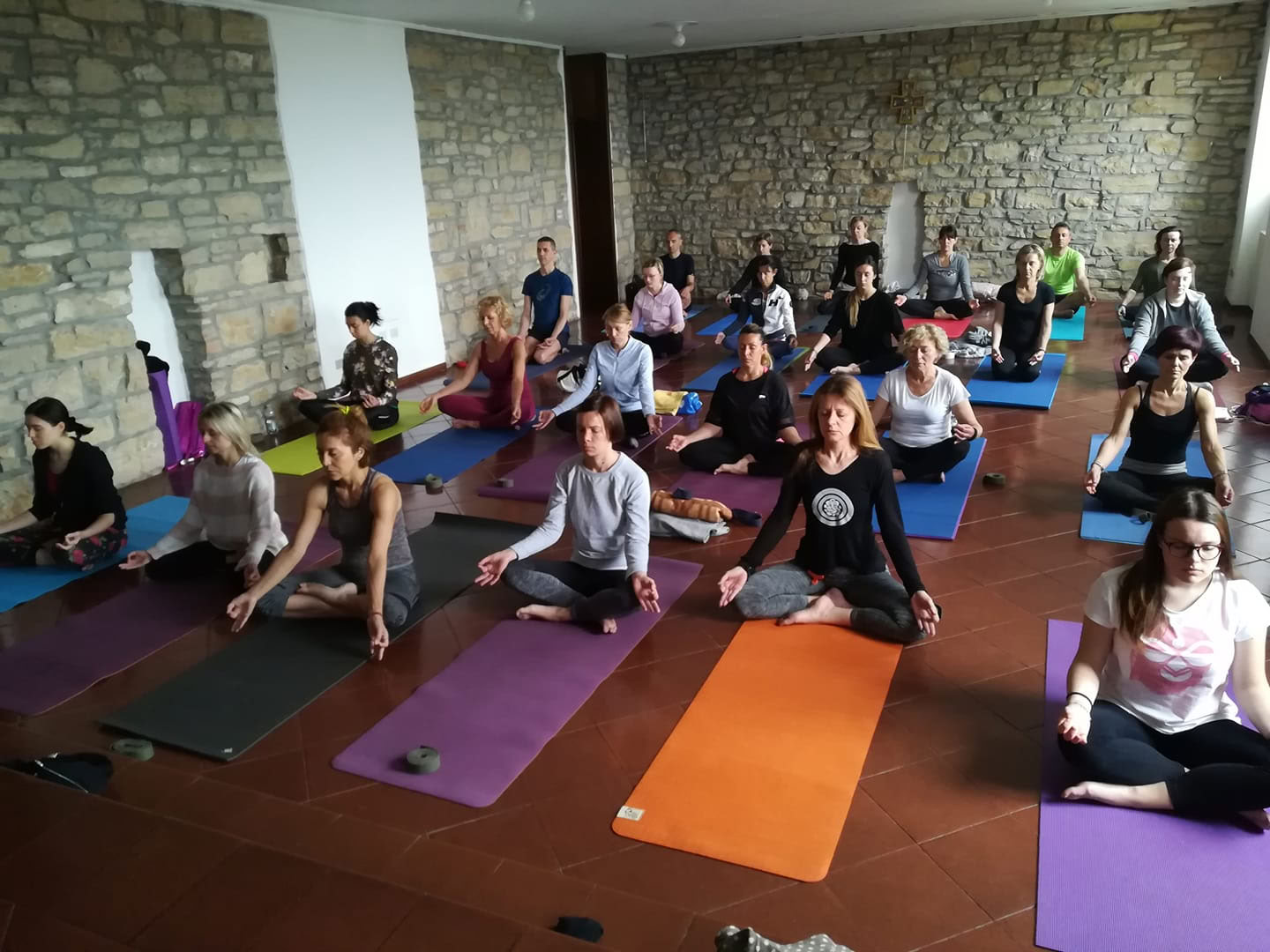 Yoga et les 7 chakras : connaissances et intégration dans la pratique