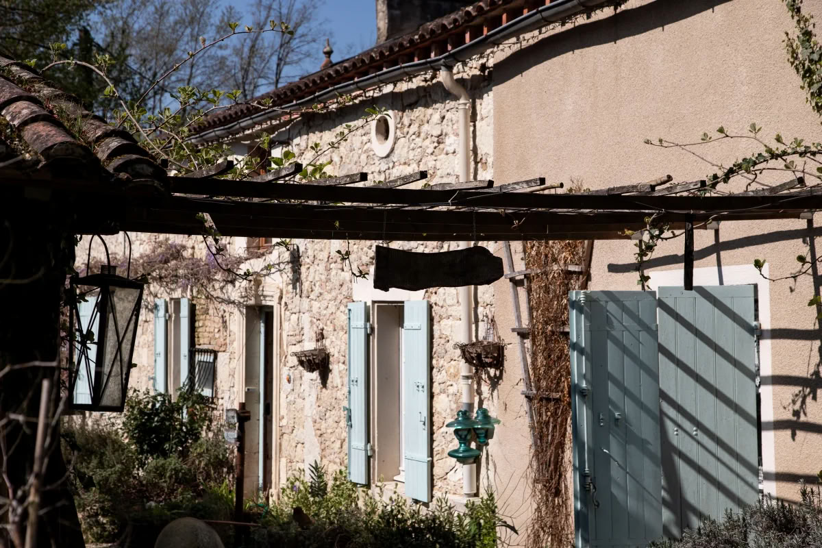 Retraite éco-responsable pour femmes enceintes en France avec partenaires