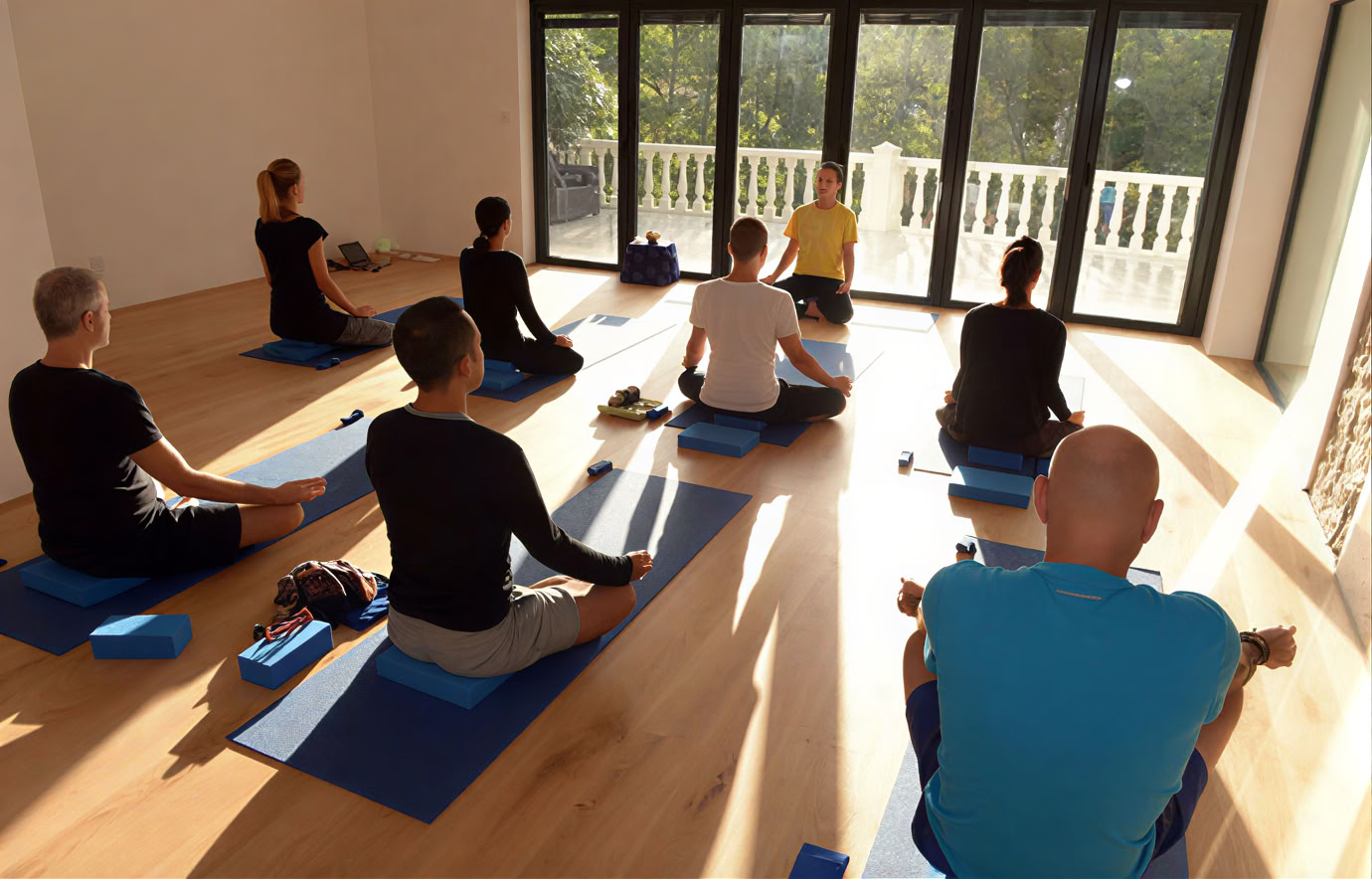 Retraite intensive de yoga et de méditation : introduction aux Yoga Sūtras de Patañjali, module 1 de la formation internationale d’enseignants de Raja Yoga
