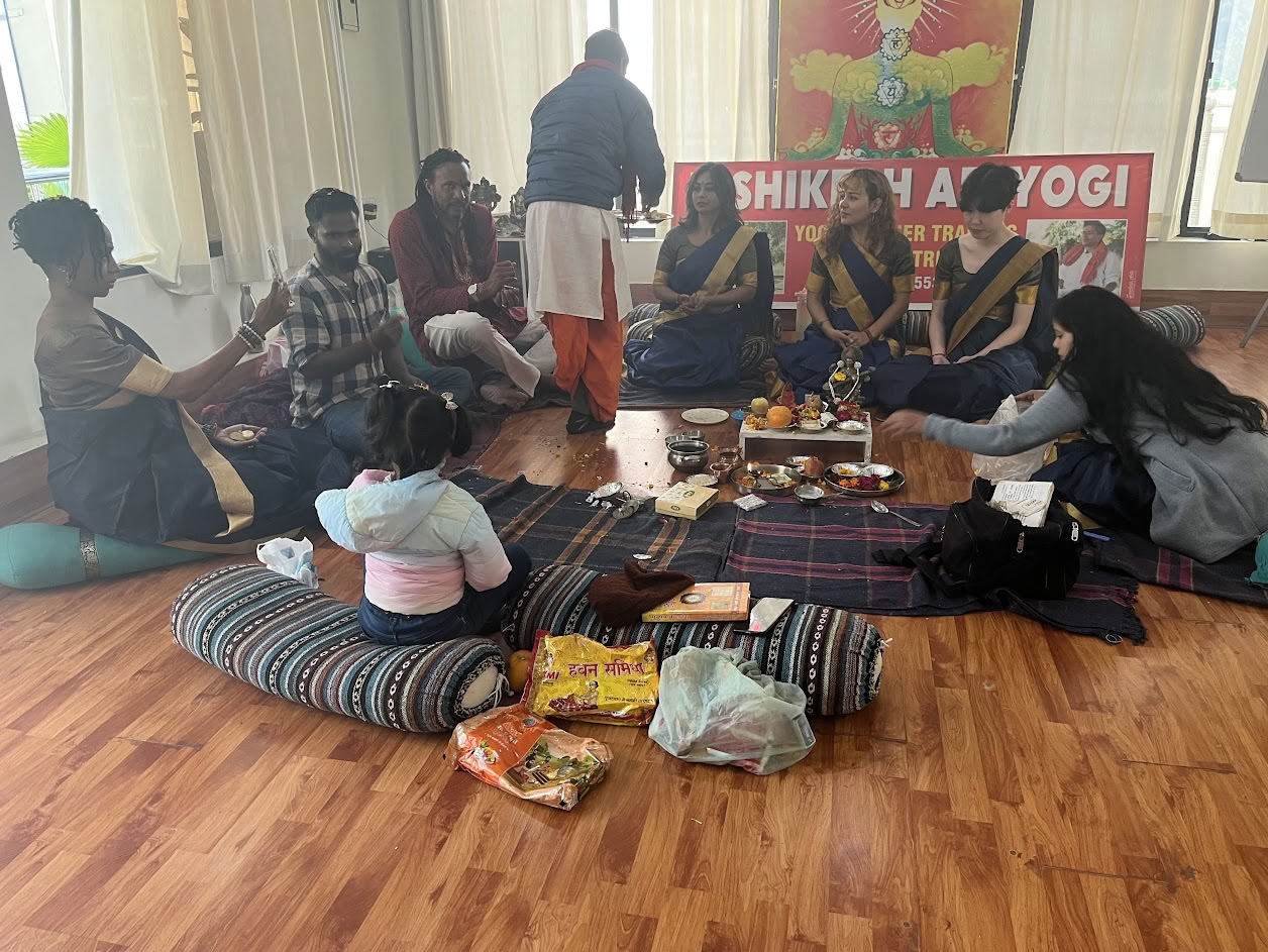 Formation de professeur de yoga de 300 heures à Rishikesh