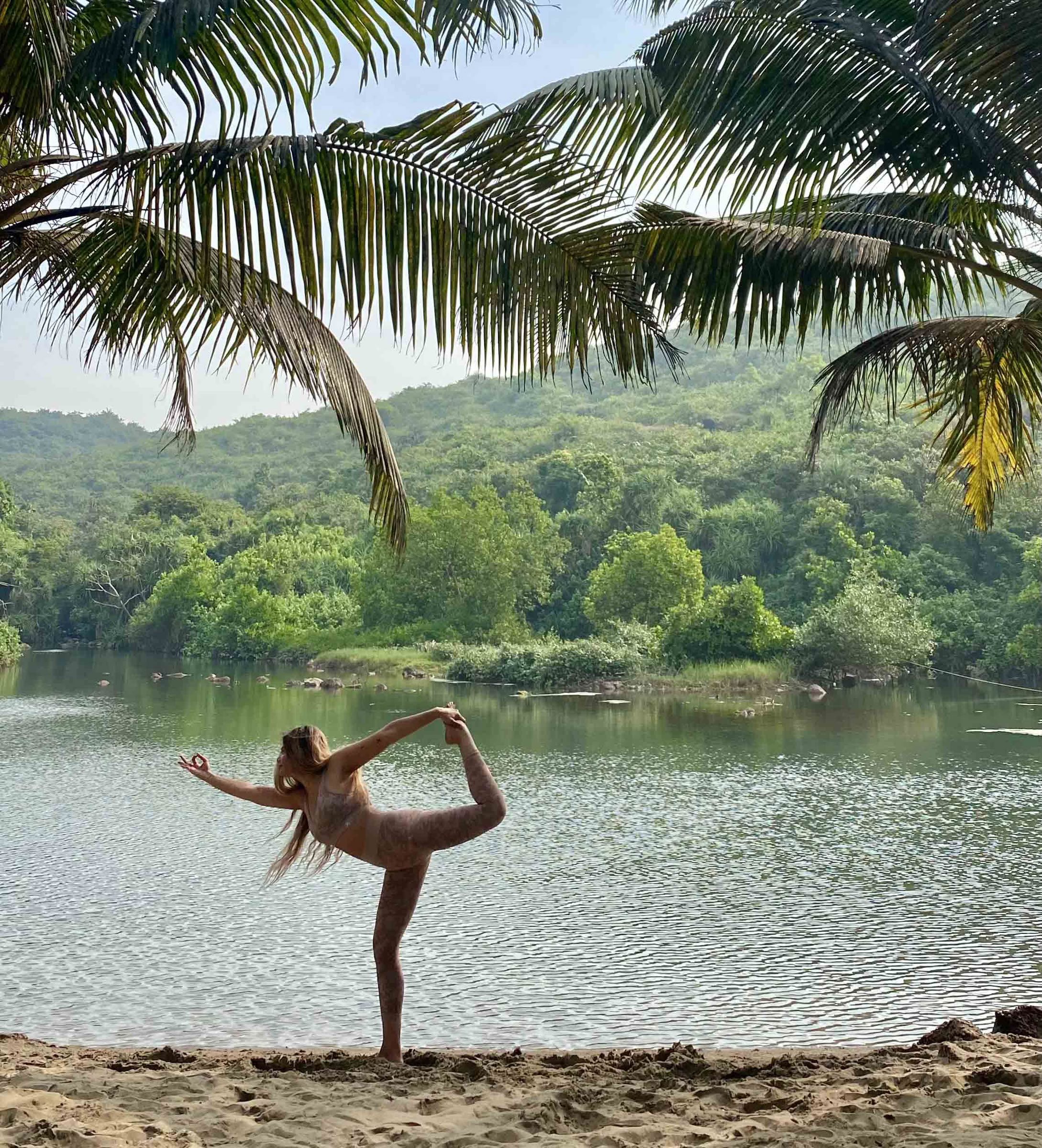 Formation de professeur de yoga de 300 heures avec guérison par le son