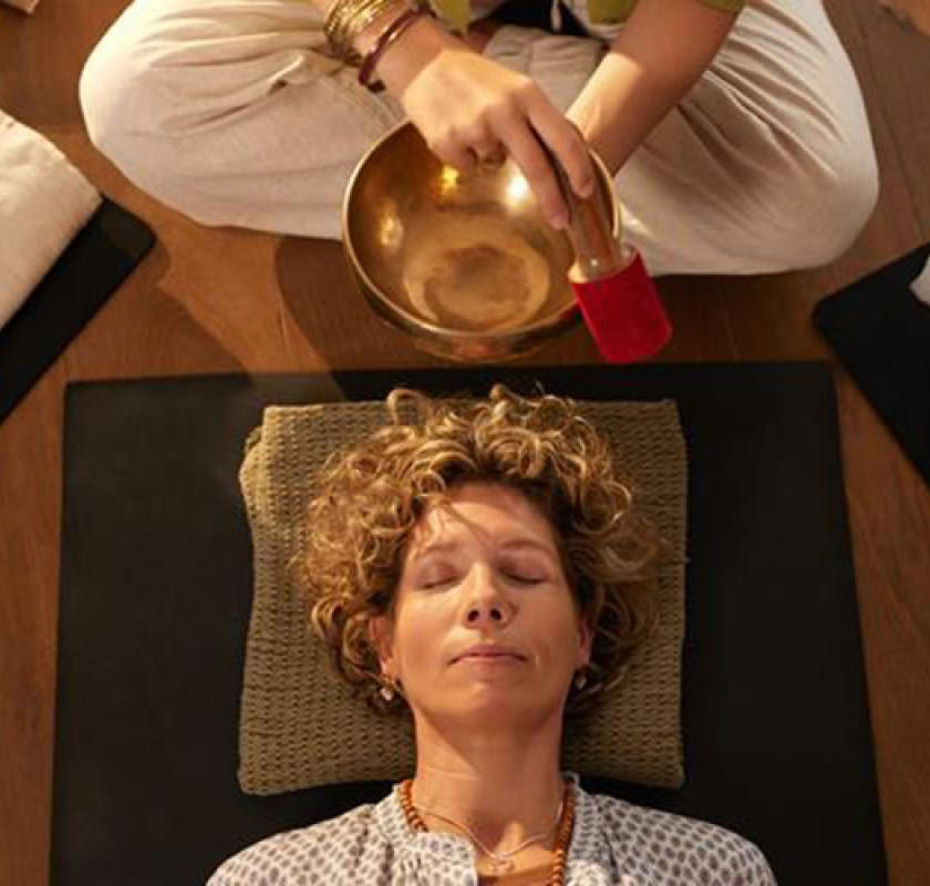 Yoga réparateur et thérapie sonore