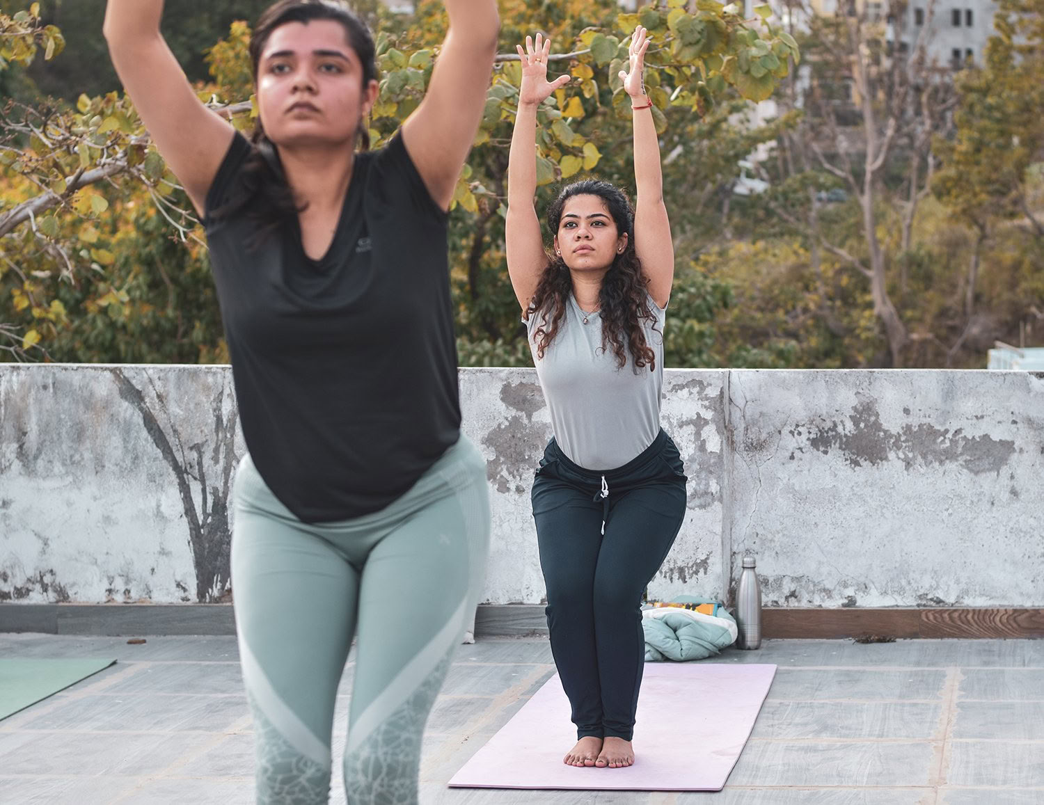 Formation de professeur de yoga de 100 heures à Rishikesh ✅