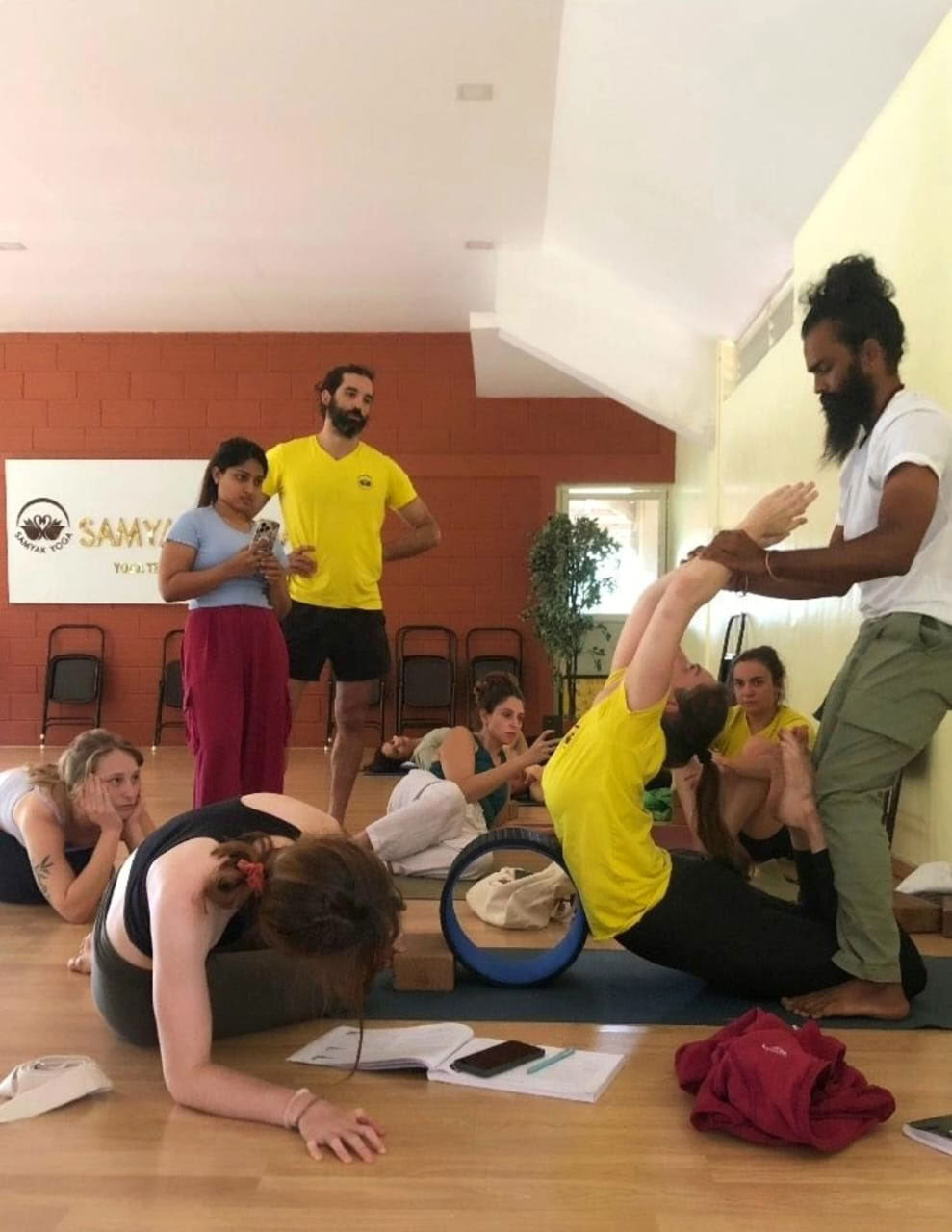 Formation résidentielle de professeur de pranayama de 100 heures