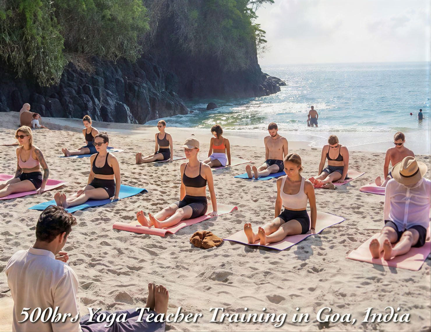 Formation de professeur de yoga de 300 heures à Varkala, Kerala, Inde