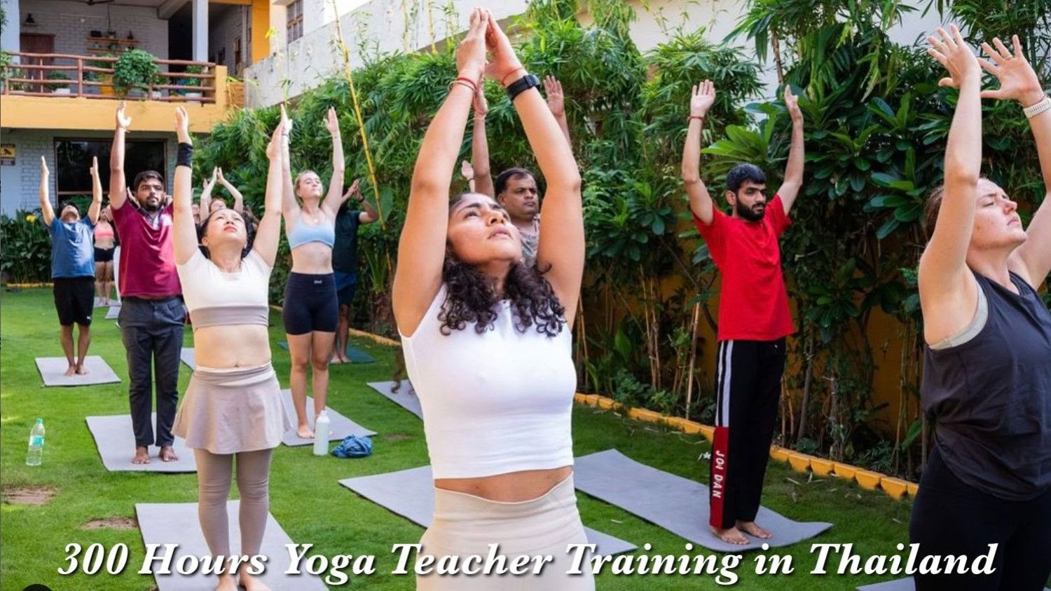 Formation de professeurs de yoga de 300 heures en Thaïlande