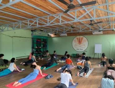 Formation de professeur de yoga de 100 heures à Rishikesh
