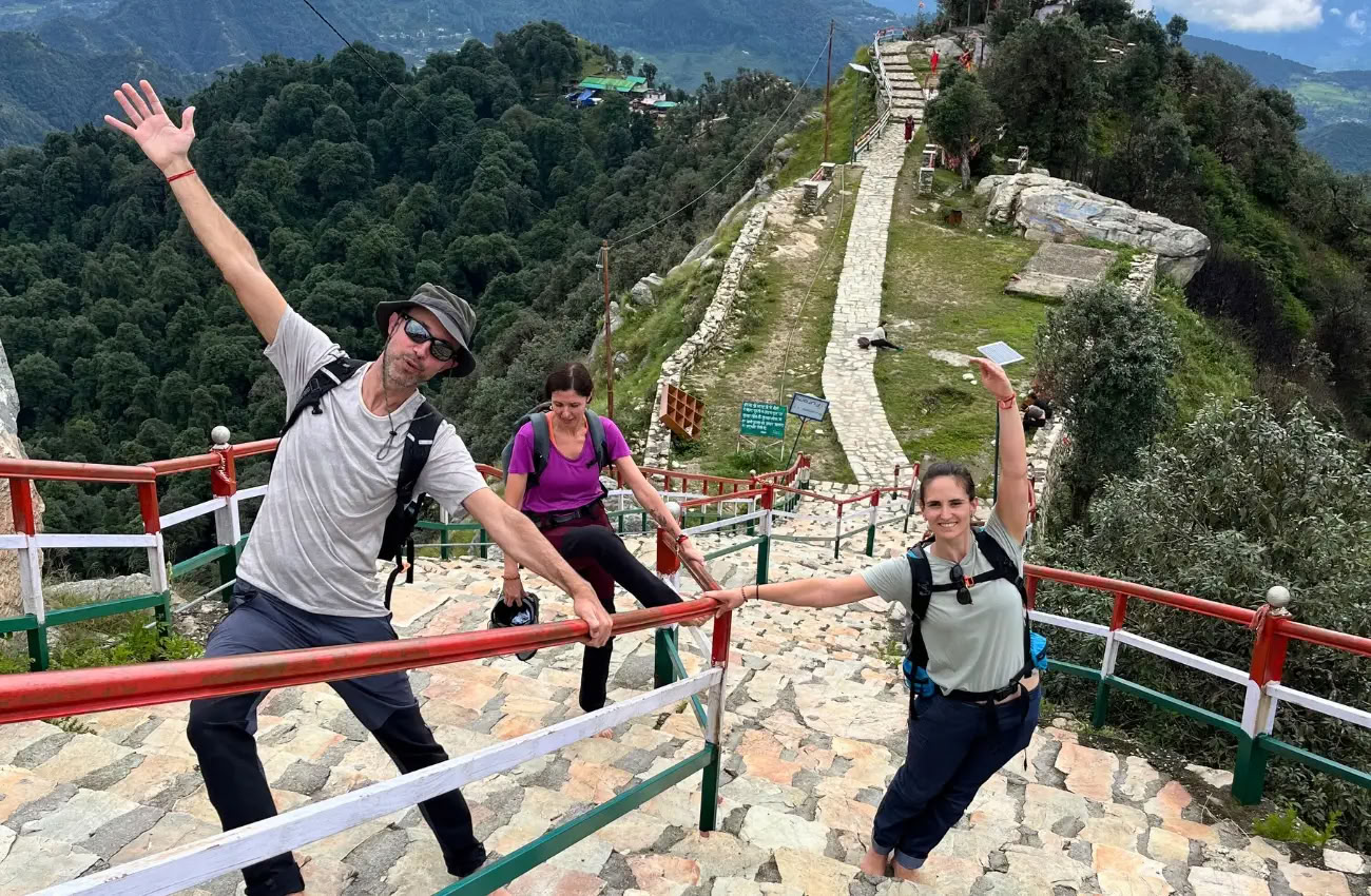 Retraite de yoga et de randonnée de 9 jours dans l’Himalaya