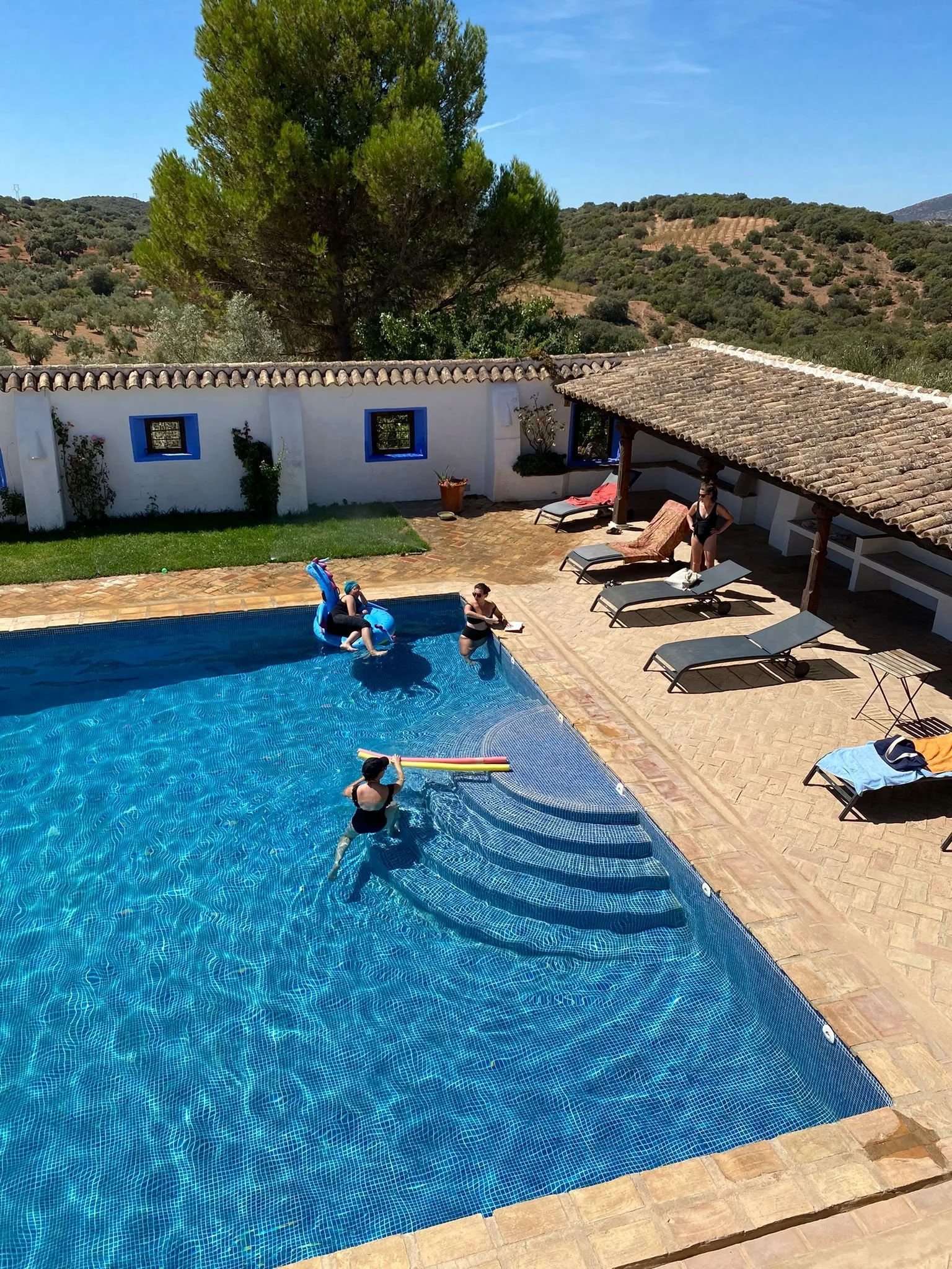 Retraite de yoga SISU et de HIIT Pilates — Cortijo El Cachete