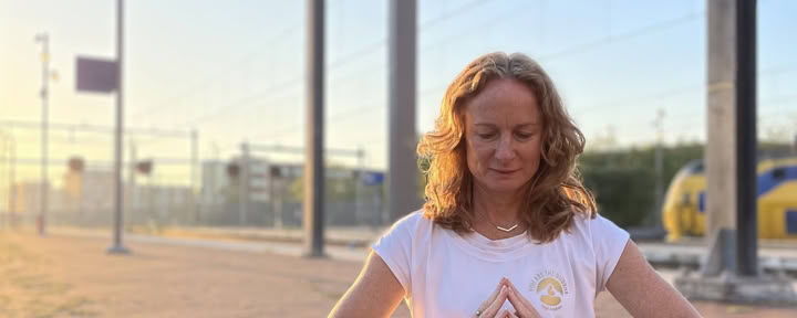 Cours collectif de thérapie par le yoga