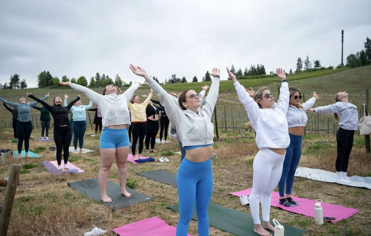 Flow au bord du quai : yoga et méditation sur le lac Okanagan !