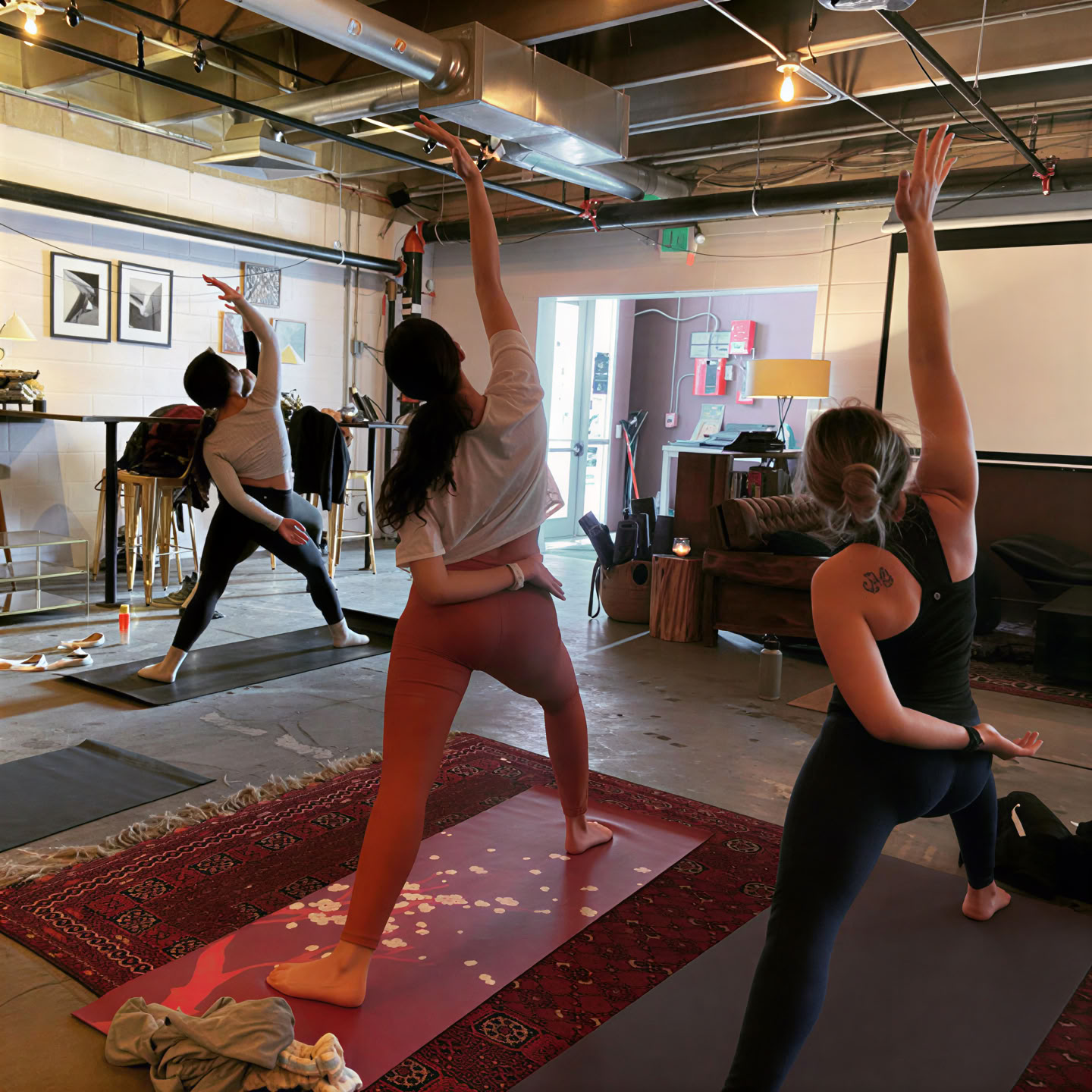 Yoga au VFW Post 1 | Denver