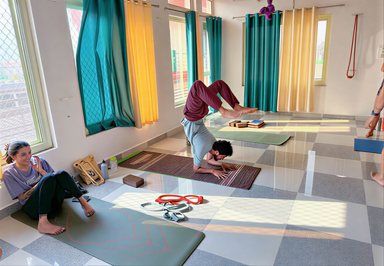 Retraite de yoga et de randonnée rafraîchissante de 10 jours aux cascades