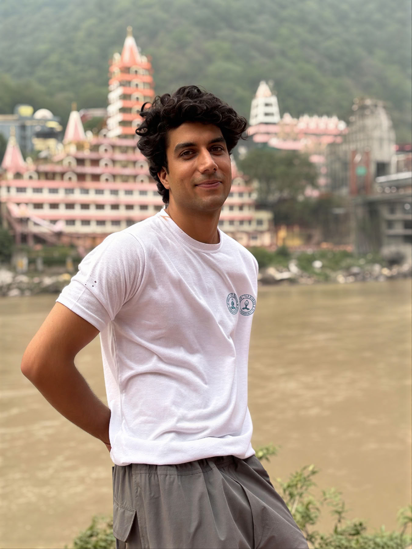 Formation de professeurs de yoga de 100 heures à Rishikesh