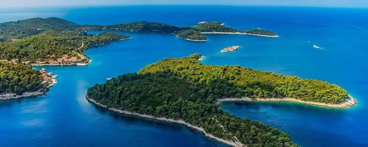 Séjour de yoga et odyssée en voilier de 6 jours en Croatie