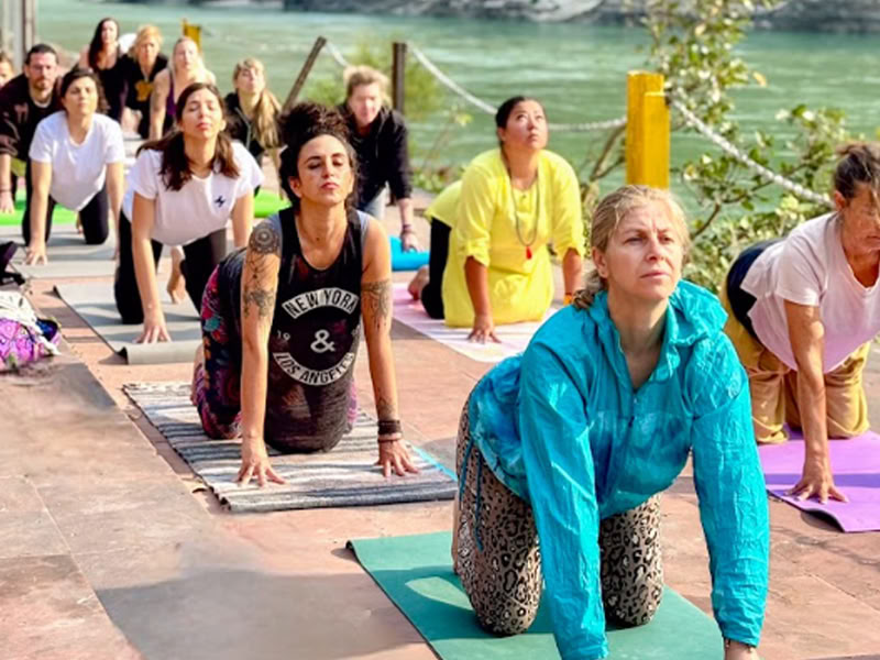 Formation TTC de yoga de 100 heures