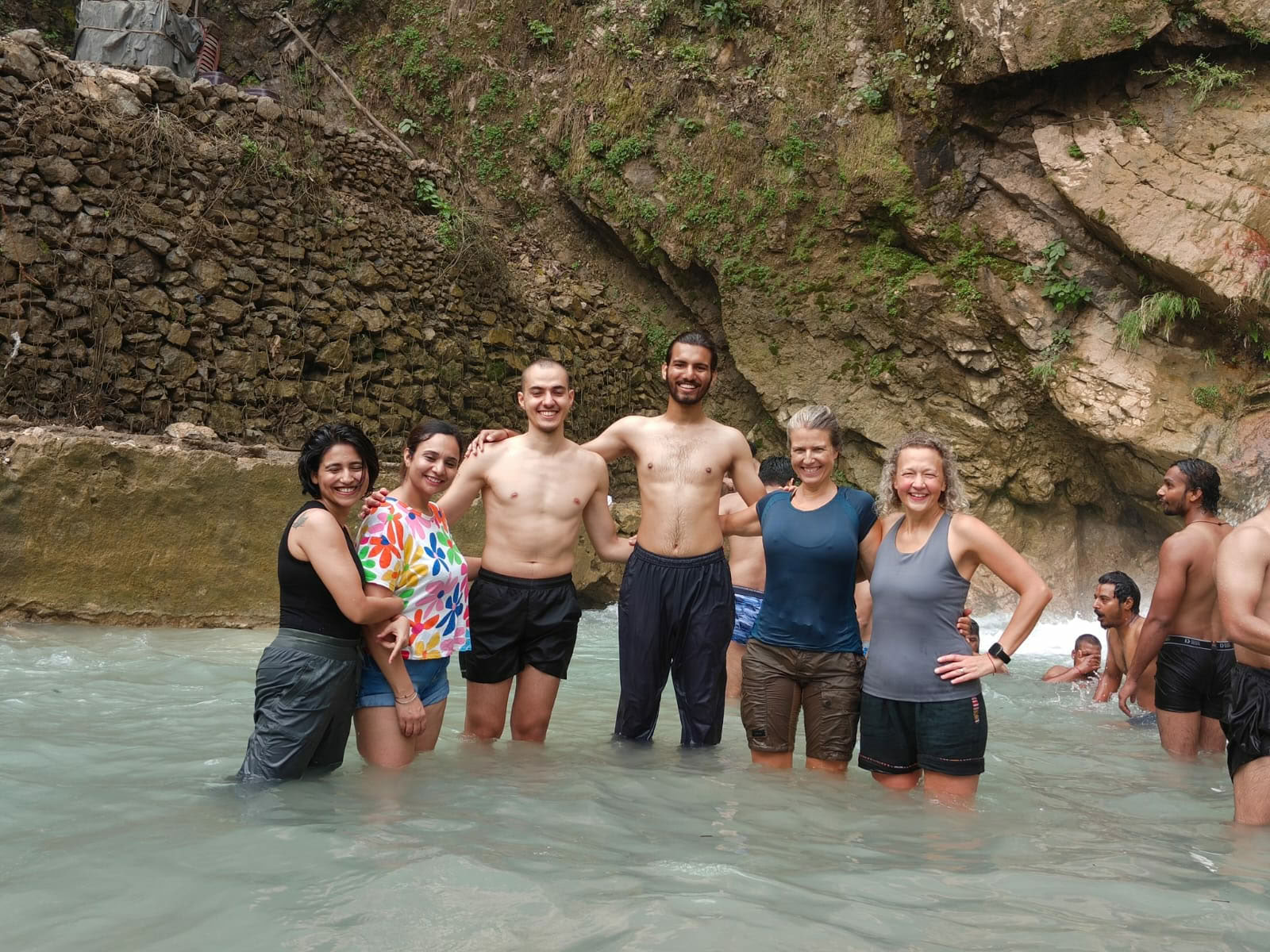 Formation de professeur de yoga Yin et Yang de 50 heures à Rishikesh – du 1er au 7 janvier 2026