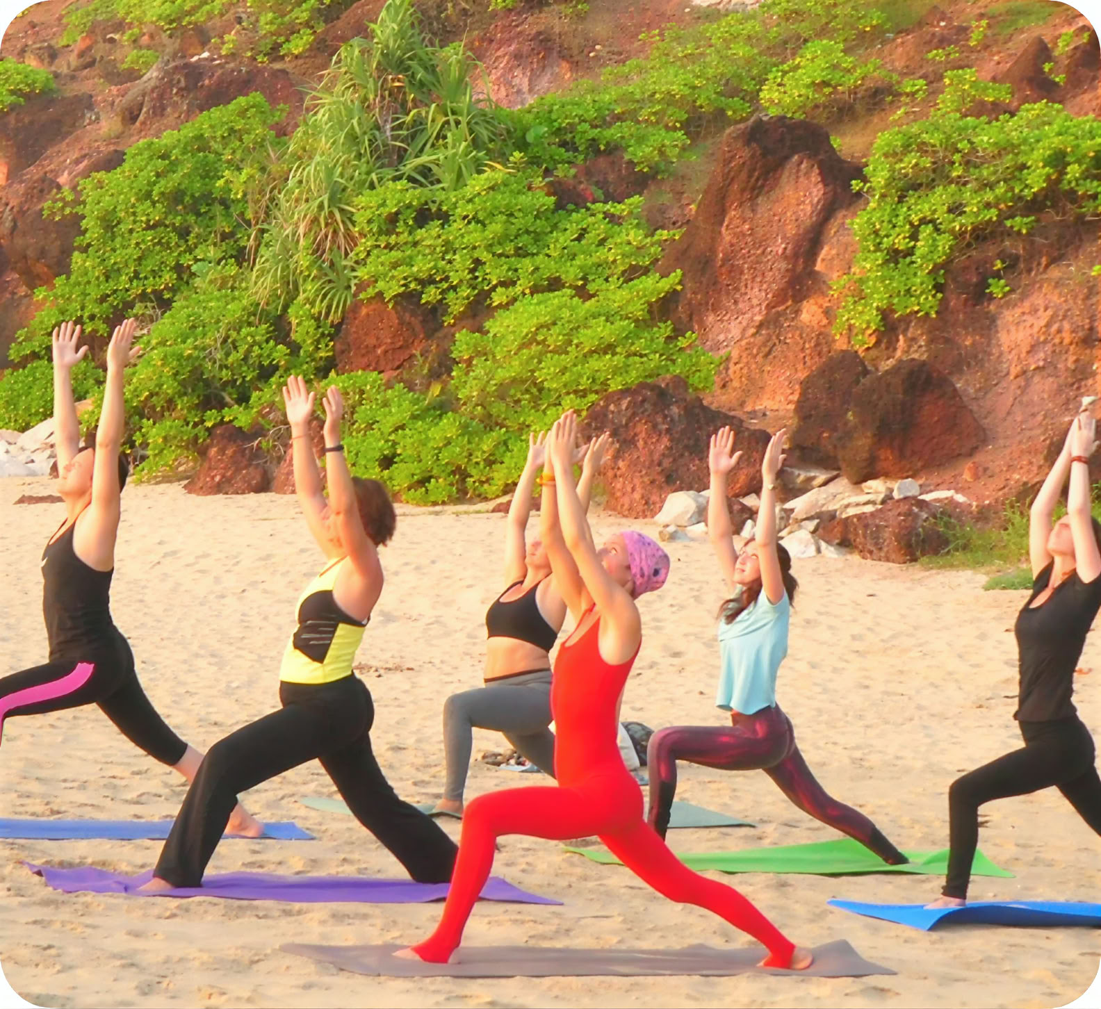 Formation de professeur de yoga de 200 heures sur 21 jours au Kerala