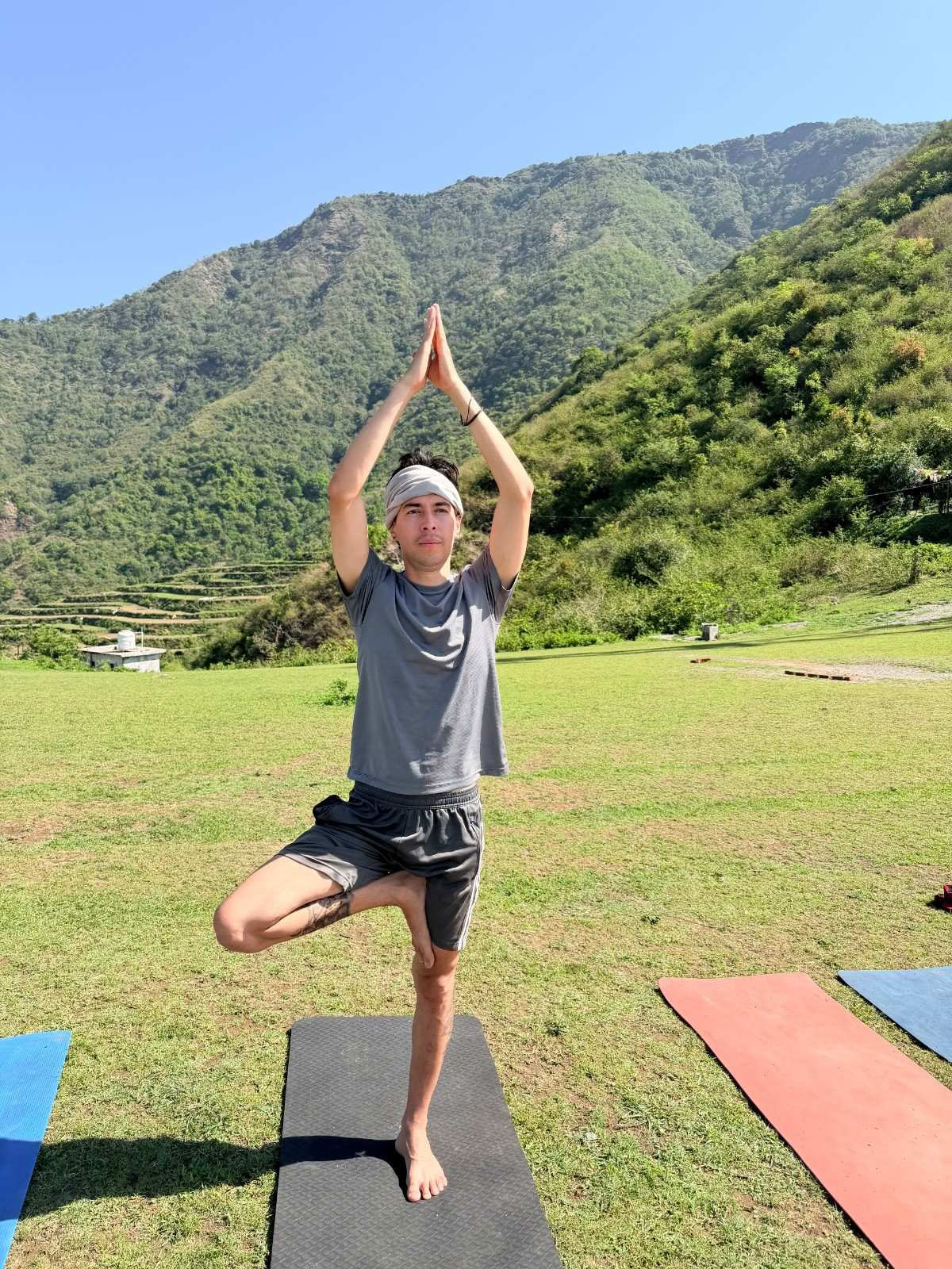 Formation de professeur de yoga de 300 heures à Dehradun