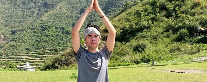 Formation de professeur de yoga de 300 heures à Dehradun