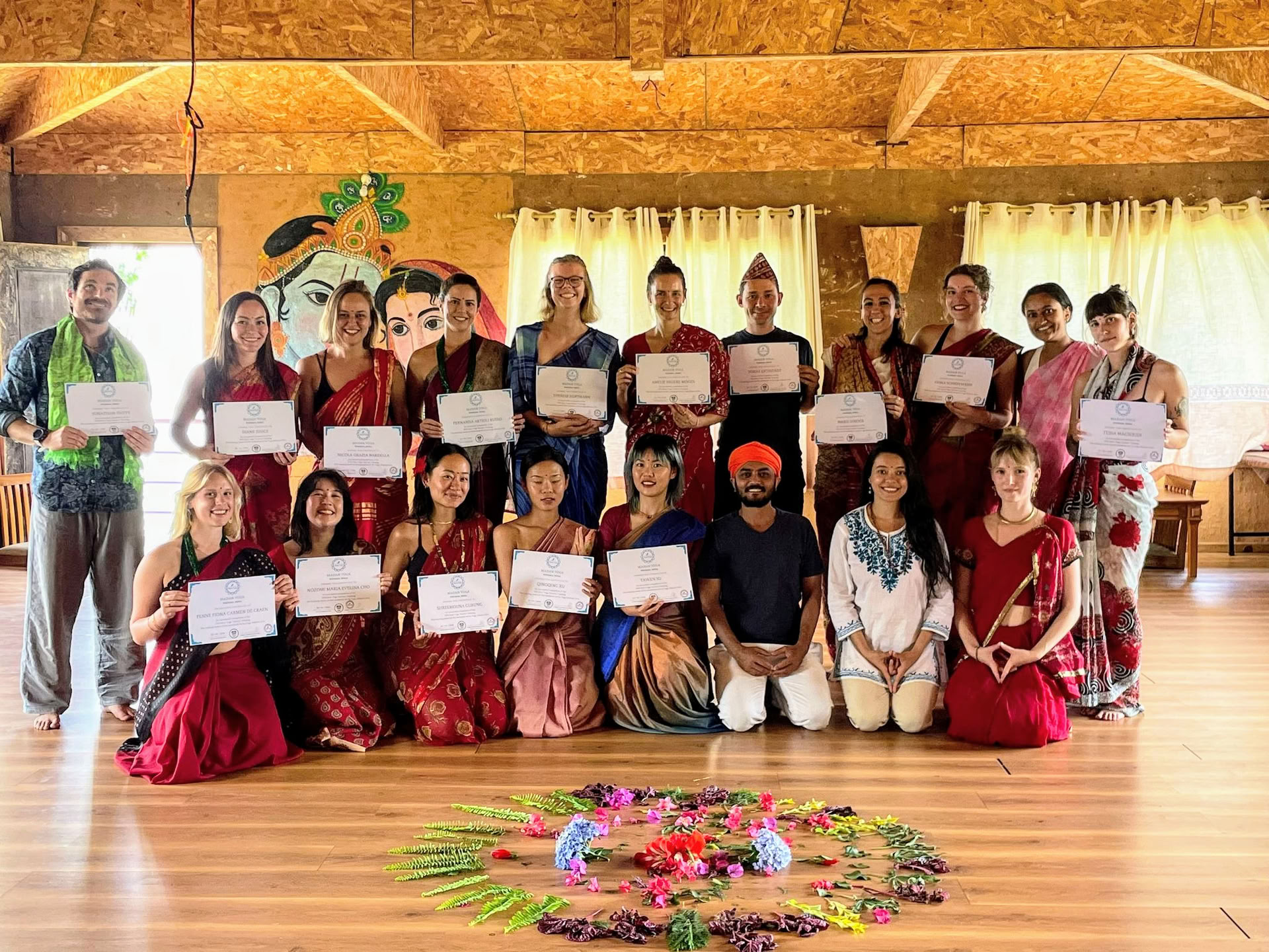 Formation de professeurs de yoga de 200 heures avec vue sur l’Himalaya à Astam, près de Pokhara